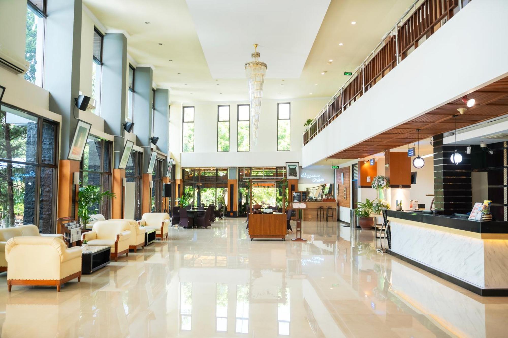 Mmugm Hotel Pakualaman Exterior photo