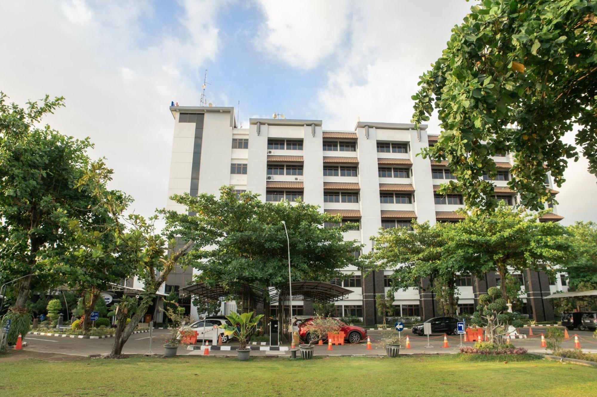 Mmugm Hotel Pakualaman Exterior photo